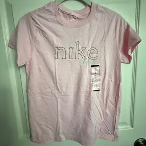 Kids Nike  Crewneck T-shirt - NWT